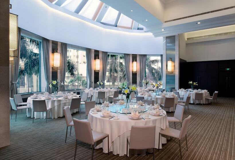 Отель New World Shunde