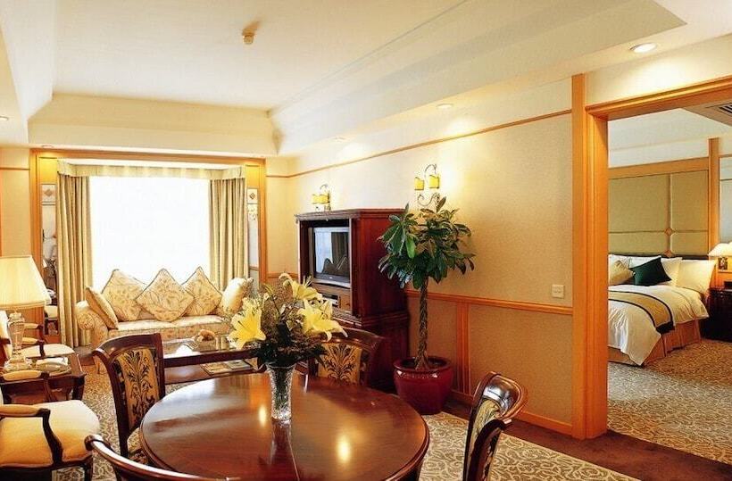 Отель New World Shunde