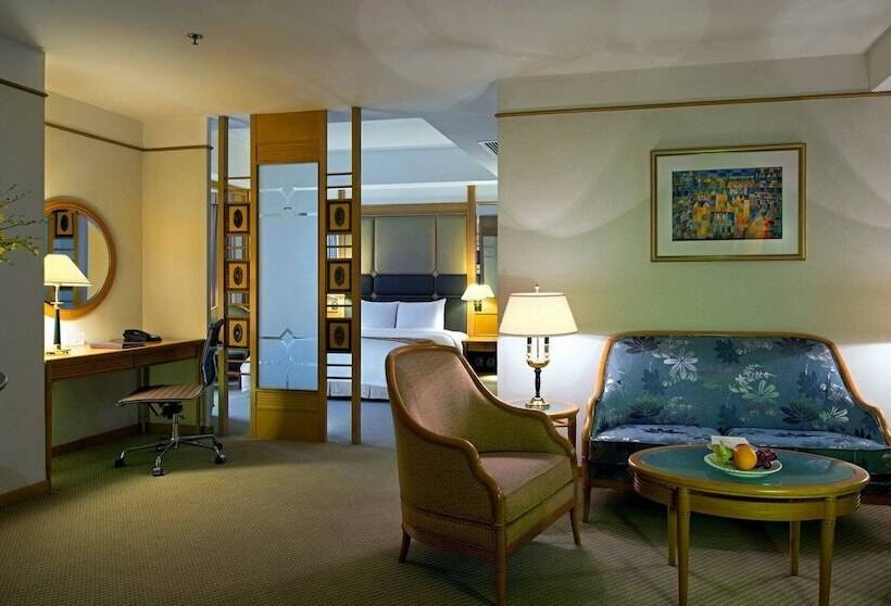 Отель New World Shunde