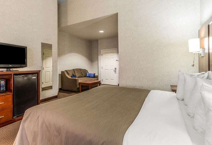 هتل Quality Inn