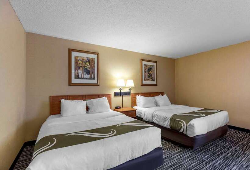 Отель Quality Inn & Suites Wellington   Fort Collins