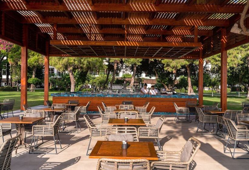 Отель Tui Magic Life Rixos Beldibi - Adult Only