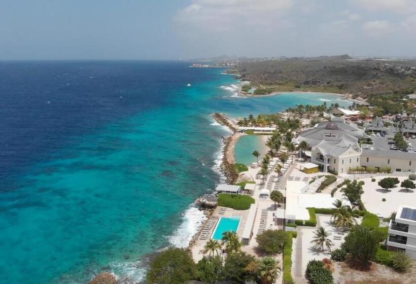 Papagayo Beach Resort