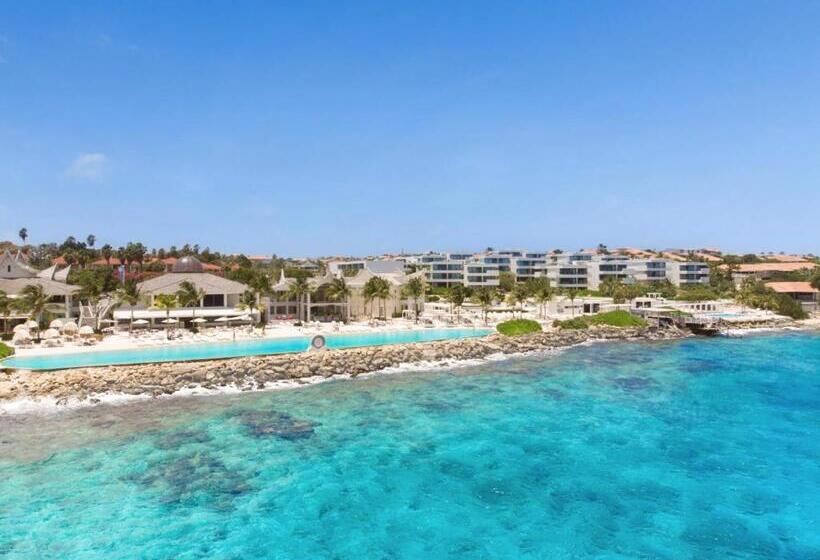 Papagayo Beach Resort