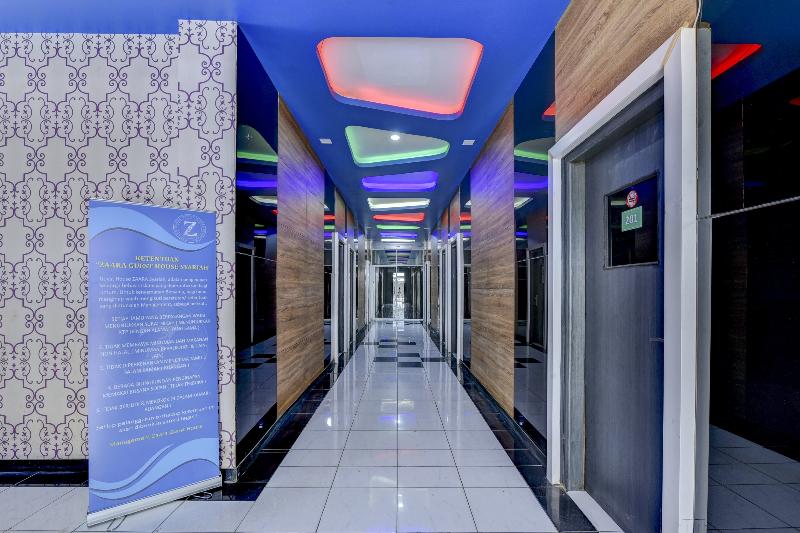 هتل Oyo 4010 Zaara Guest House Syariah