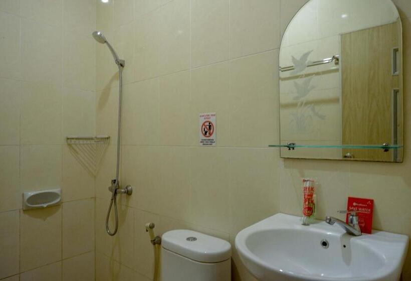 هتل Reddoorz Syariah Near Pltu Cilacap