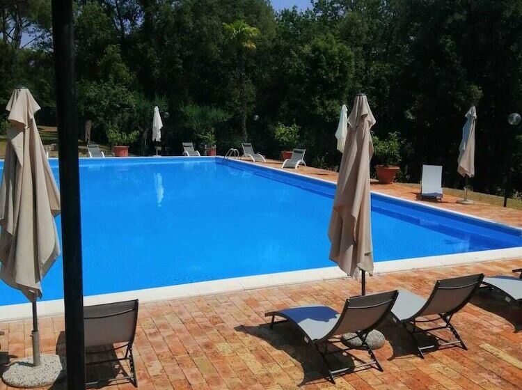 بنسيون Double Twin Room Private Bathroom For Swimming Pool Use