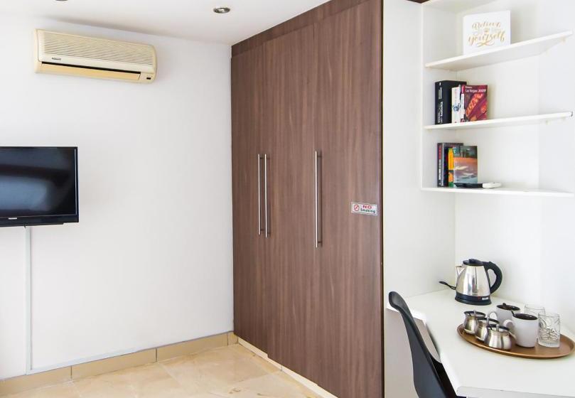 פנסיון 112 On Kloof Guesthouse
