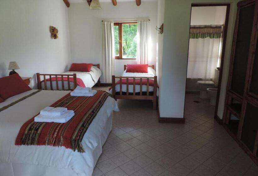 הוסטל Hosteria El Hoyo