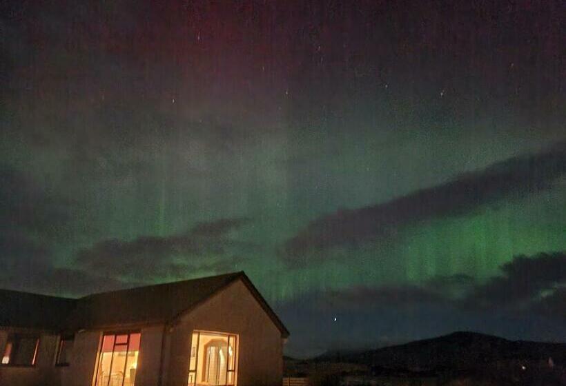 مبيت وإفطار Brae Lea House, Lochboisdale, South Uist. Outer Hebrides