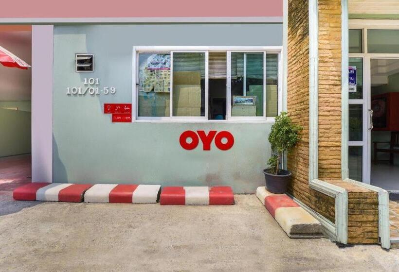בית מלון כפרי Oyo 762 Chompoo