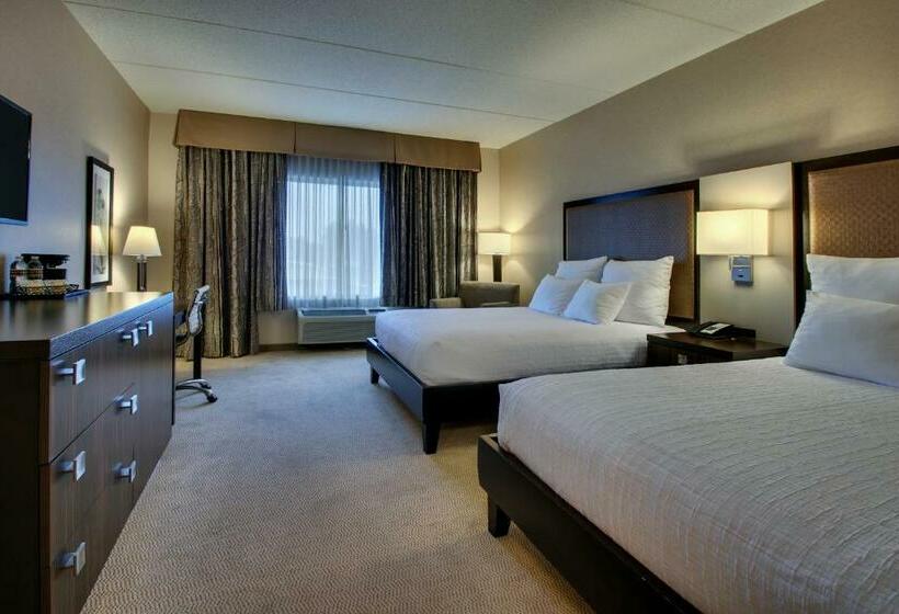 בית מלון כפרי The Inn At Charles Town / Hollywood Casino