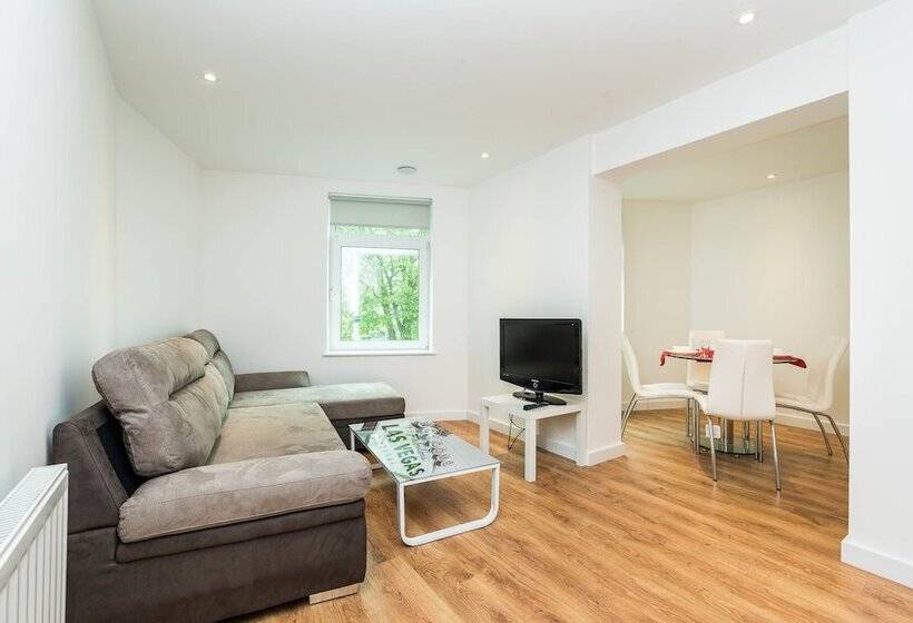 پانسیون Greens End House