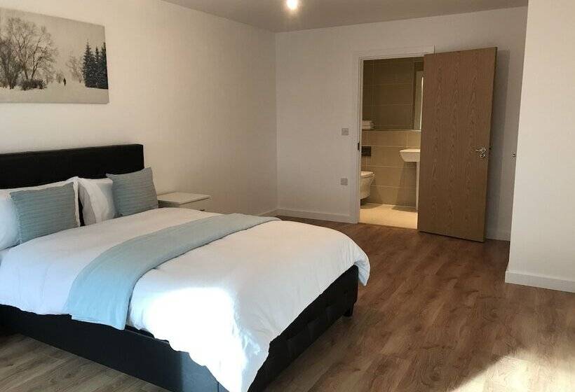 پانسیون Greens End House