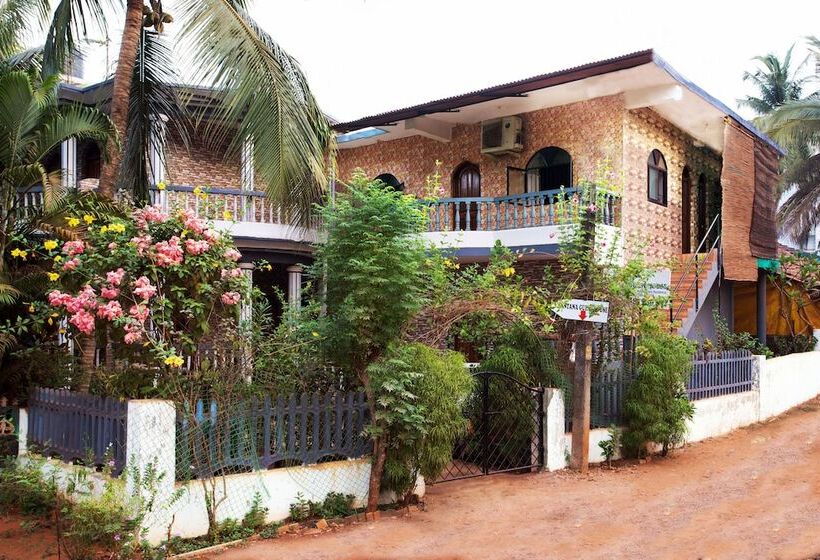 پانسیون Santana Guest House