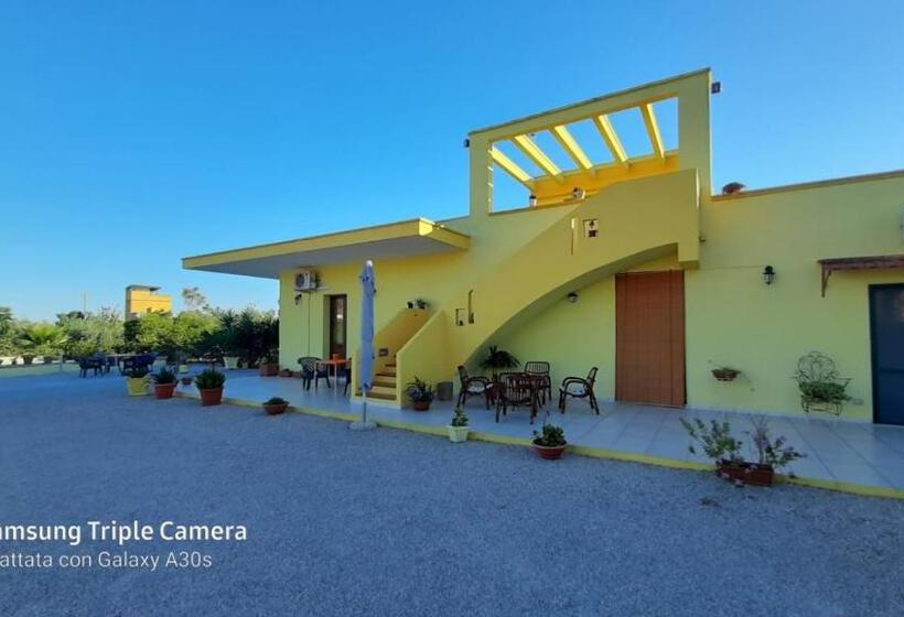 Bed and Breakfast Li Frasulli Mei