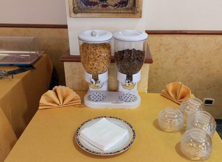 هتل Lido Degli Angeli