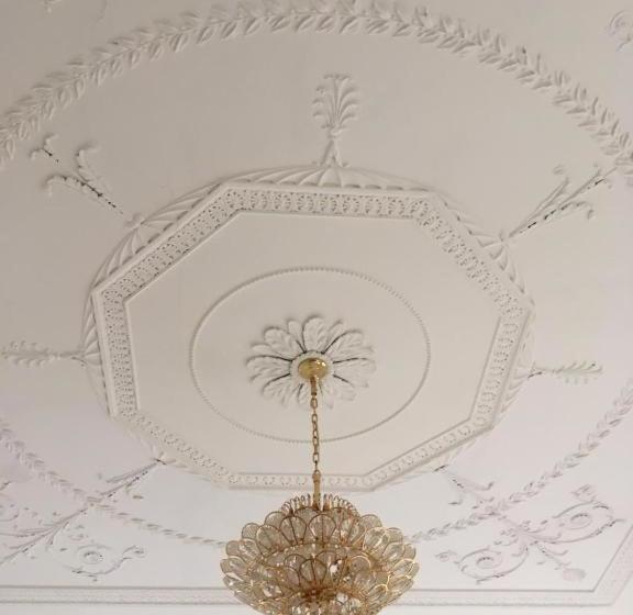 فندق Oyo Ellison Hall