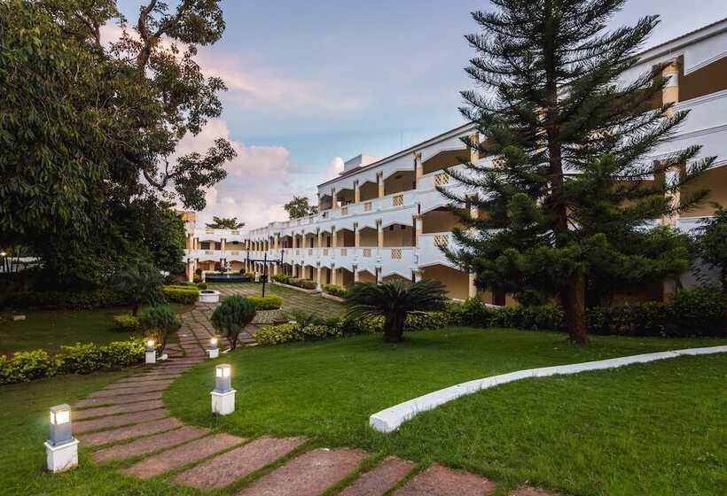 אתר נופש Landmark