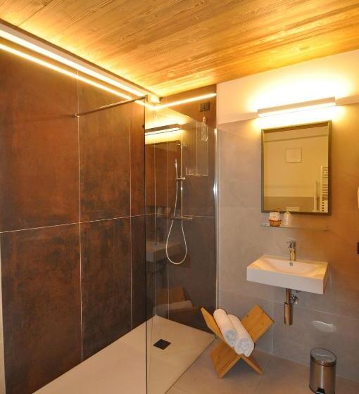 בית מלון כפרי Albergo Alpino