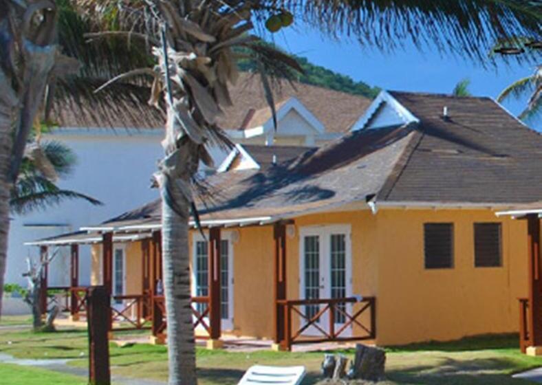 هتل Sugar Bay Club