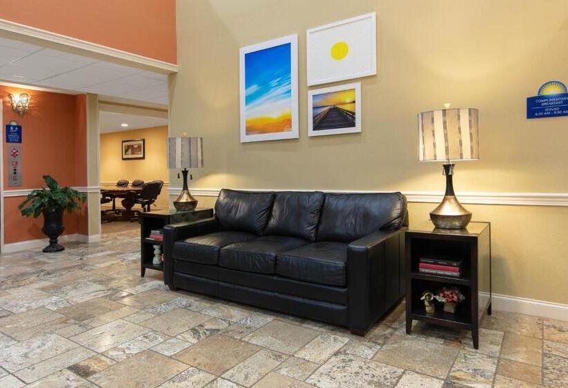 בית מלון כפרי Days Inn & Suites By Wyndham Florence/jackson Area