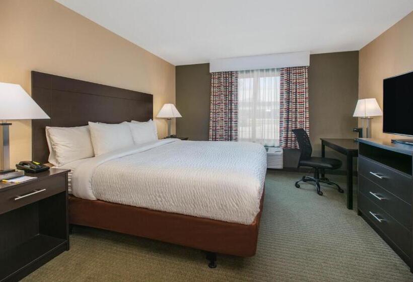 בית מלון כפרי Days Inn & Suites By Wyndham Florence/jackson Area