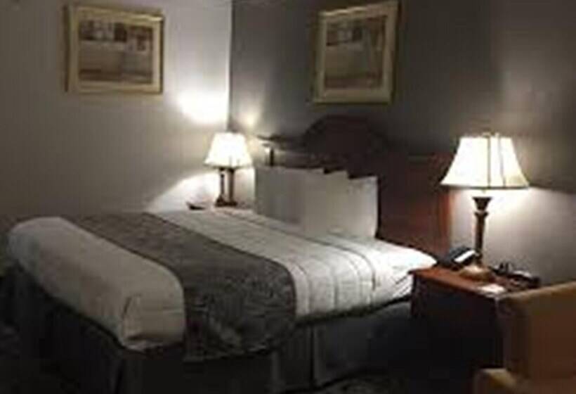 בית מלון כפרי Baymont By Wyndham Walterboro