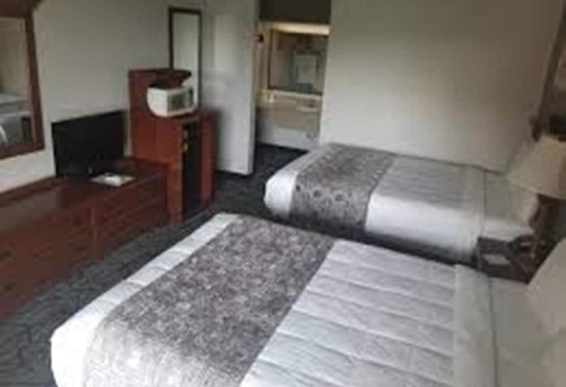 בית מלון כפרי Baymont By Wyndham Walterboro