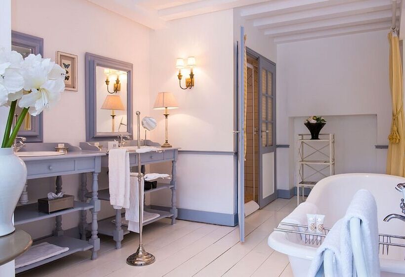 호텔 Chateau De Courban And Spa Nuxe