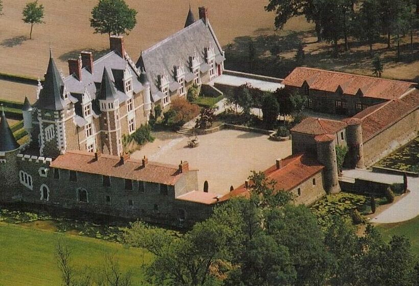 فندق Château De La Colaissière