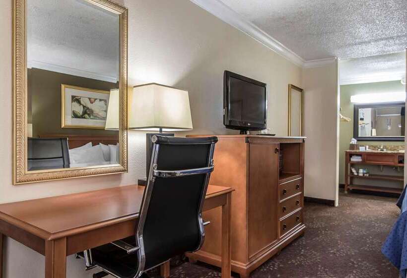 فندق Clarion Inn Morgan City