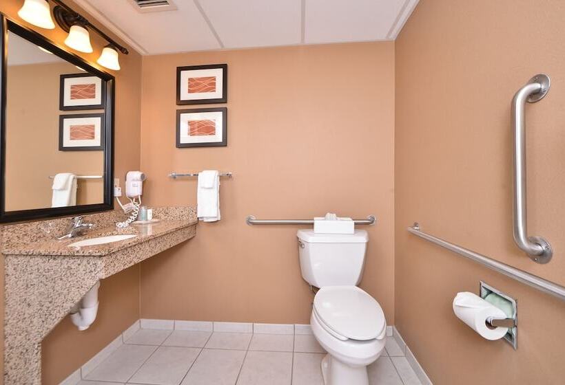 فندق Comfort Inn