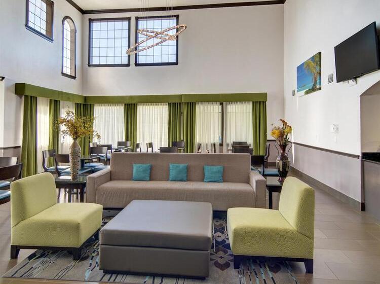 هتل Spark By Hilton Galveston