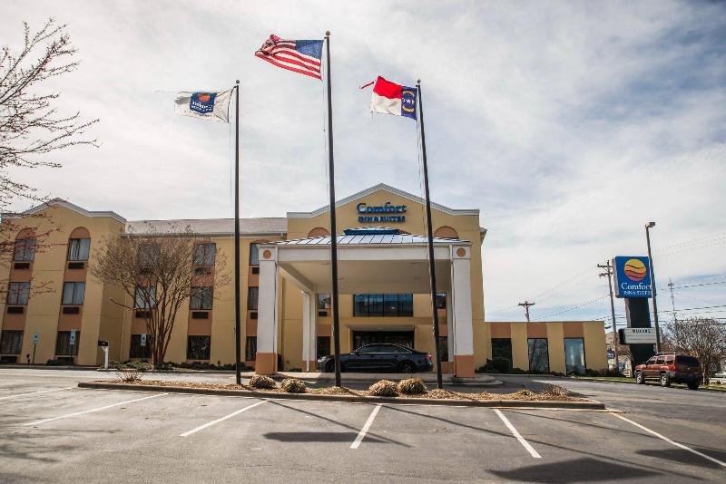 ホテル Comfort Inn & Suites