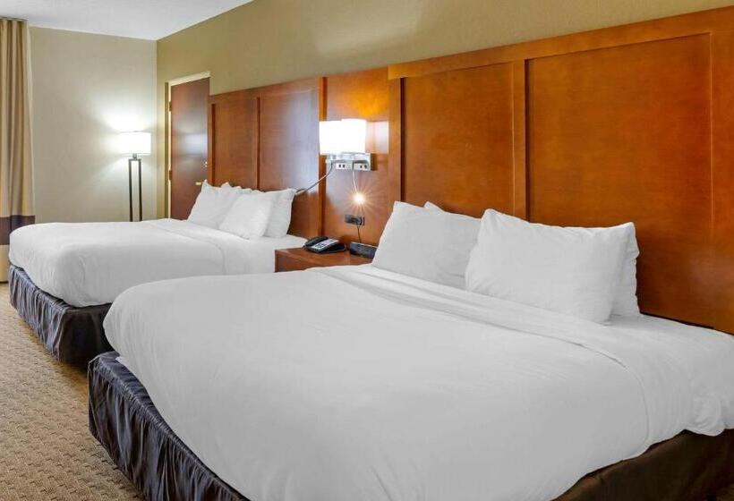 هتل Comfort Inn Columbus Near Fort Moore