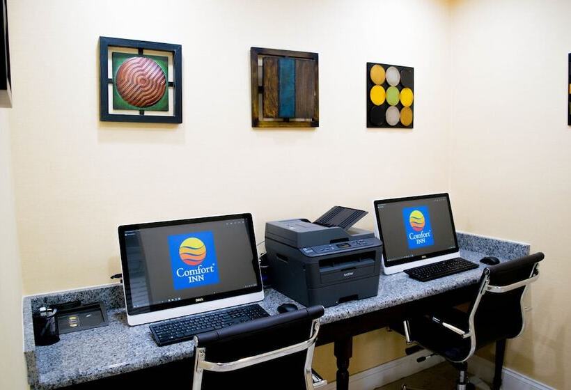 ホテル Comfort Inn Cranberry Twp