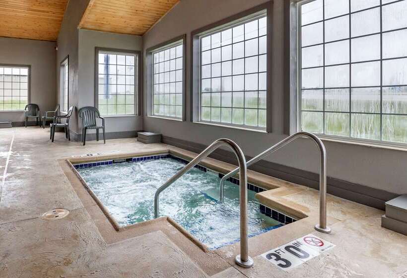 בית מלון כפרי Comfort Inn Dyersville Near The Field Of Dreams