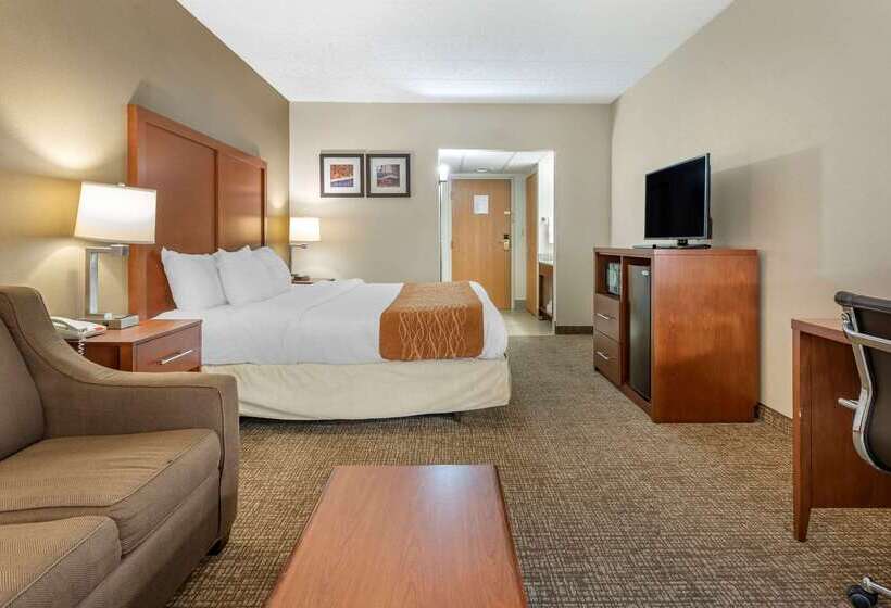 Отель Comfort Inn