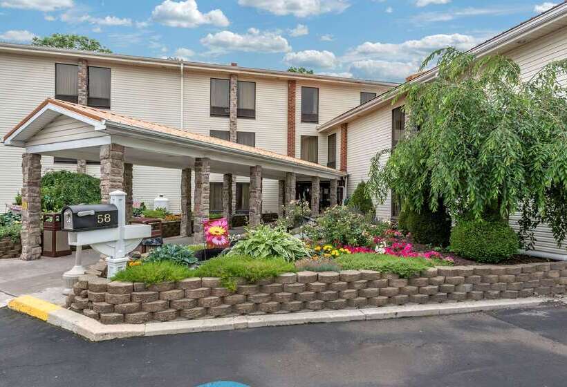 בית מלון כפרי Comfort Inn