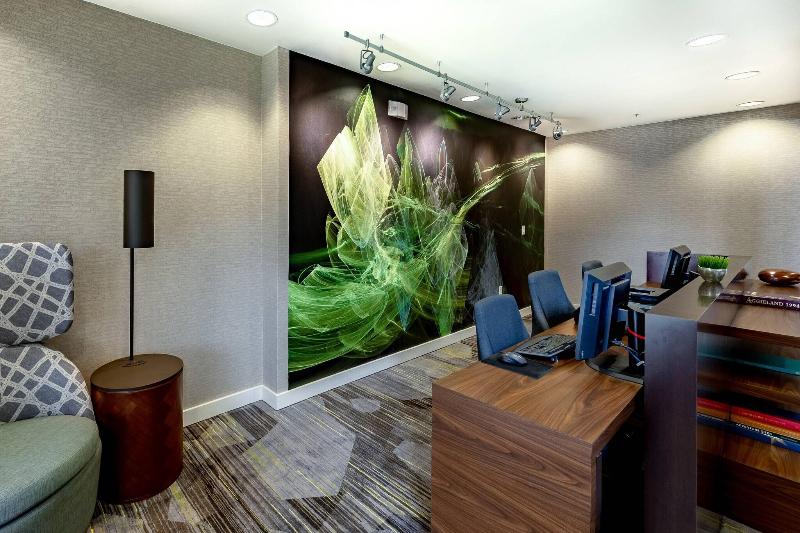 هتل Courtyard By Marriott Bryan College Station