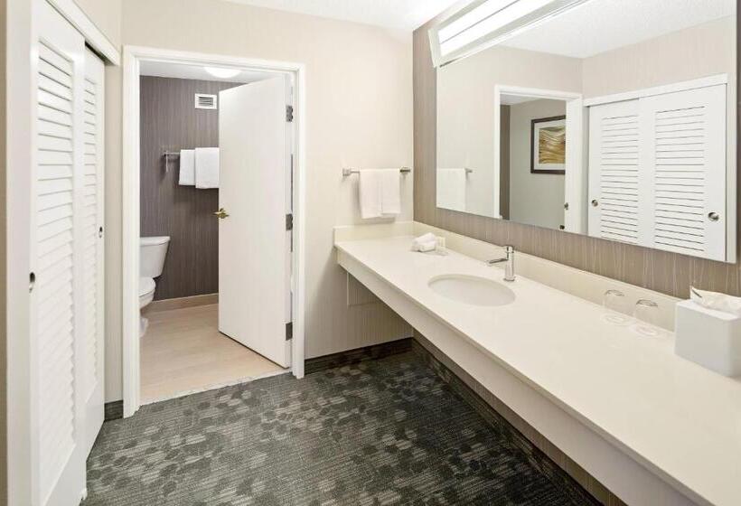هتل Courtyard By Marriott Bryan College Station