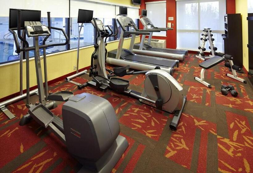 هتل Country Inn & Suites By Radisson, Convention Center