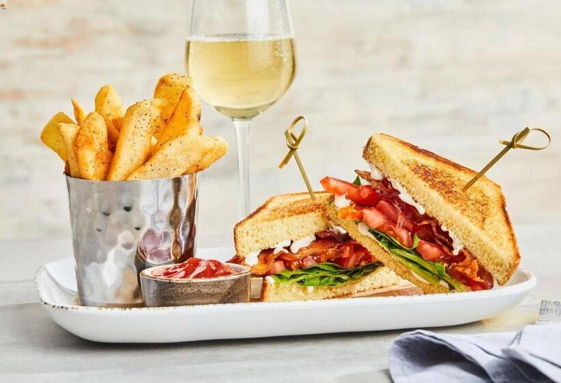 فندق Courtyard Bymarriott Albany
