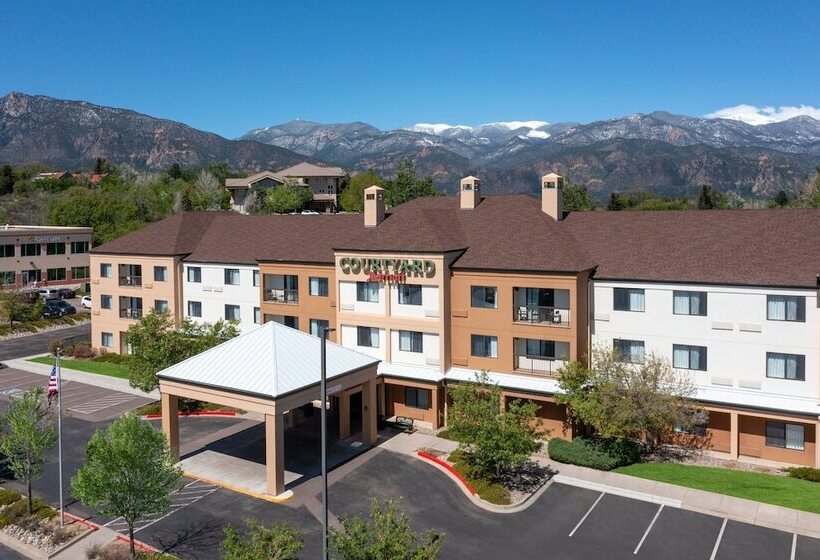 هتل Courtyard By Marriott Colorado Springs South