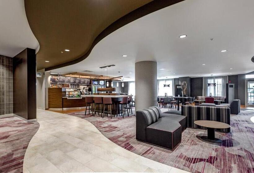 هتل Courtyard Columbus Easton