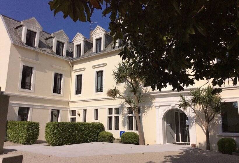 Отель De France