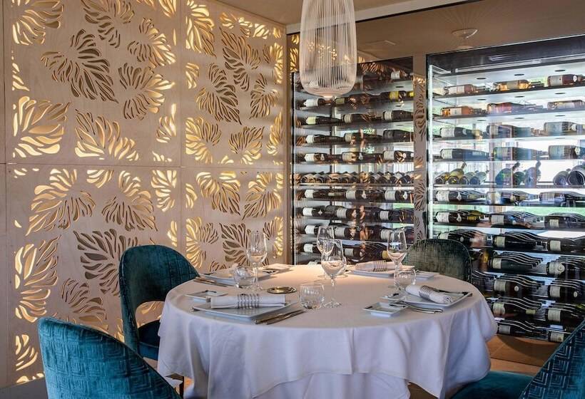 호텔 Domaine Du Roncemay   Hôtel, Restaurants, Spa & Golf