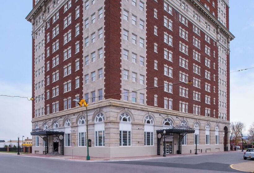 فندق Doubletree By Hilton Utica
