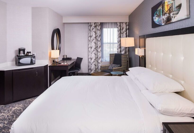 فندق Doubletree By Hilton Utica
